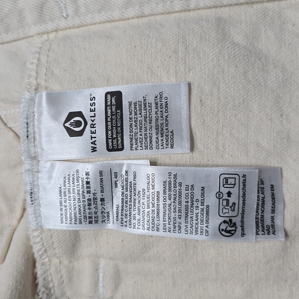 Levi's NWT Denim Jacket Ladies Sz XS. Box - Picture 11 of 14